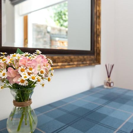 Dormie Cottage, Lovely Bright And Spacious Bungalow With Wood Fire Ballater Dış mekan fotoğraf