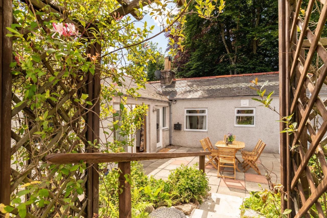 Dormie Cottage, Lovely Bright And Spacious Bungalow With Wood Fire Ballater Dış mekan fotoğraf