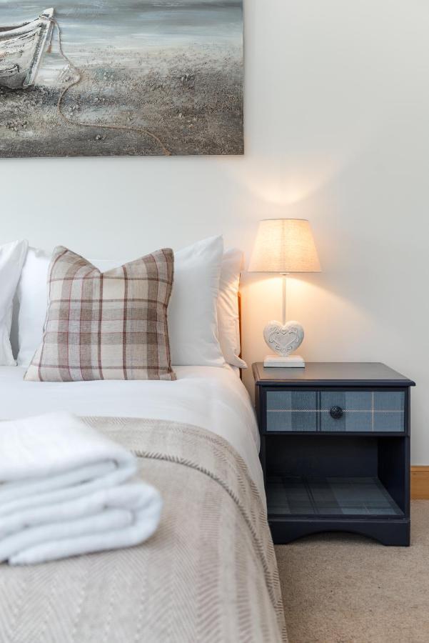 Dormie Cottage, Lovely Bright And Spacious Bungalow With Wood Fire Ballater Dış mekan fotoğraf